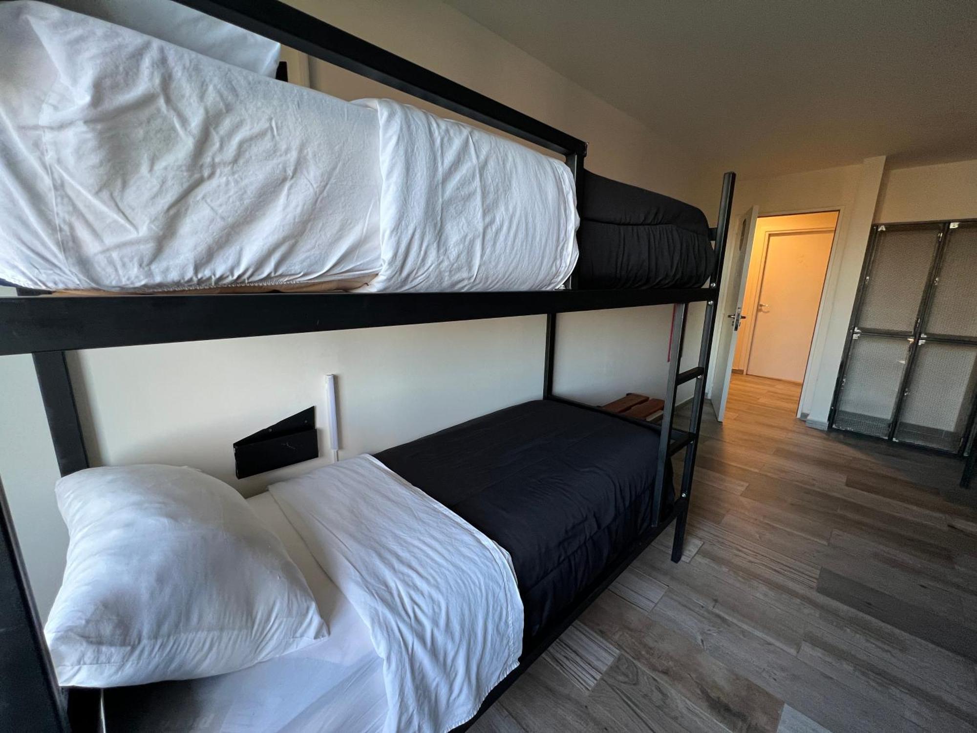 Viajero Calafate Hostel إل كالافاتي الغرفة الصورة